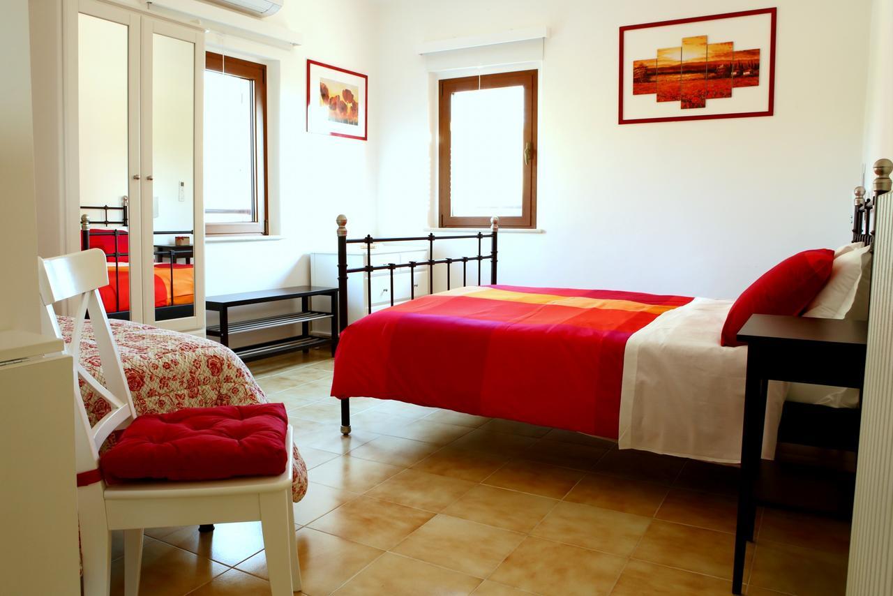 La Casa In Campagna Bed and Breakfast Cossignano Exteriör bild