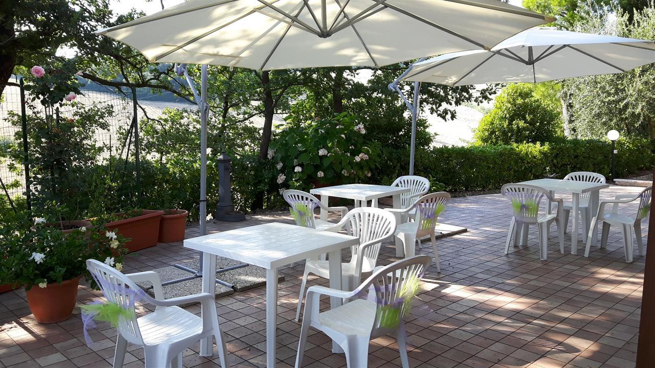 La Casa In Campagna Bed and Breakfast Cossignano Exteriör bild