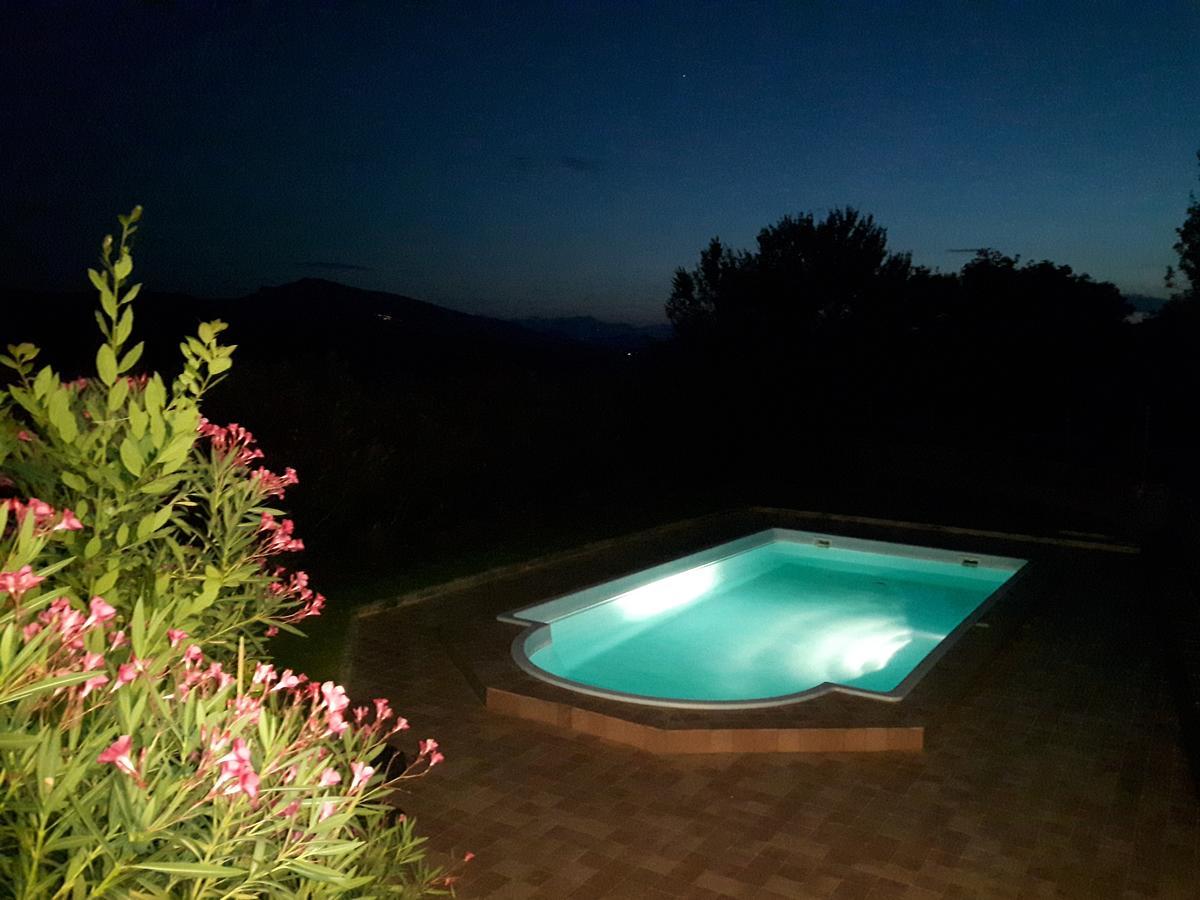 La Casa In Campagna Bed and Breakfast Cossignano Exteriör bild