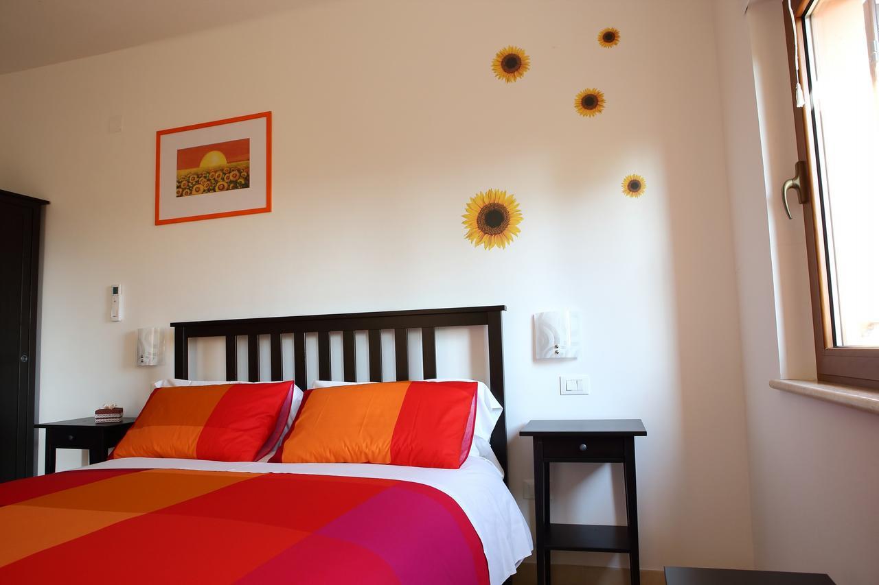 La Casa In Campagna Bed and Breakfast Cossignano Exteriör bild
