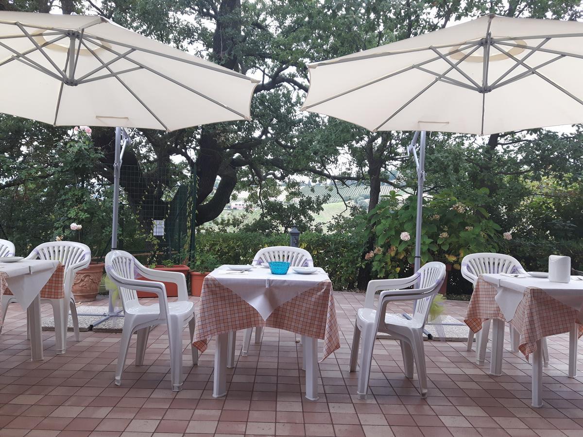 La Casa In Campagna Bed and Breakfast Cossignano Exteriör bild